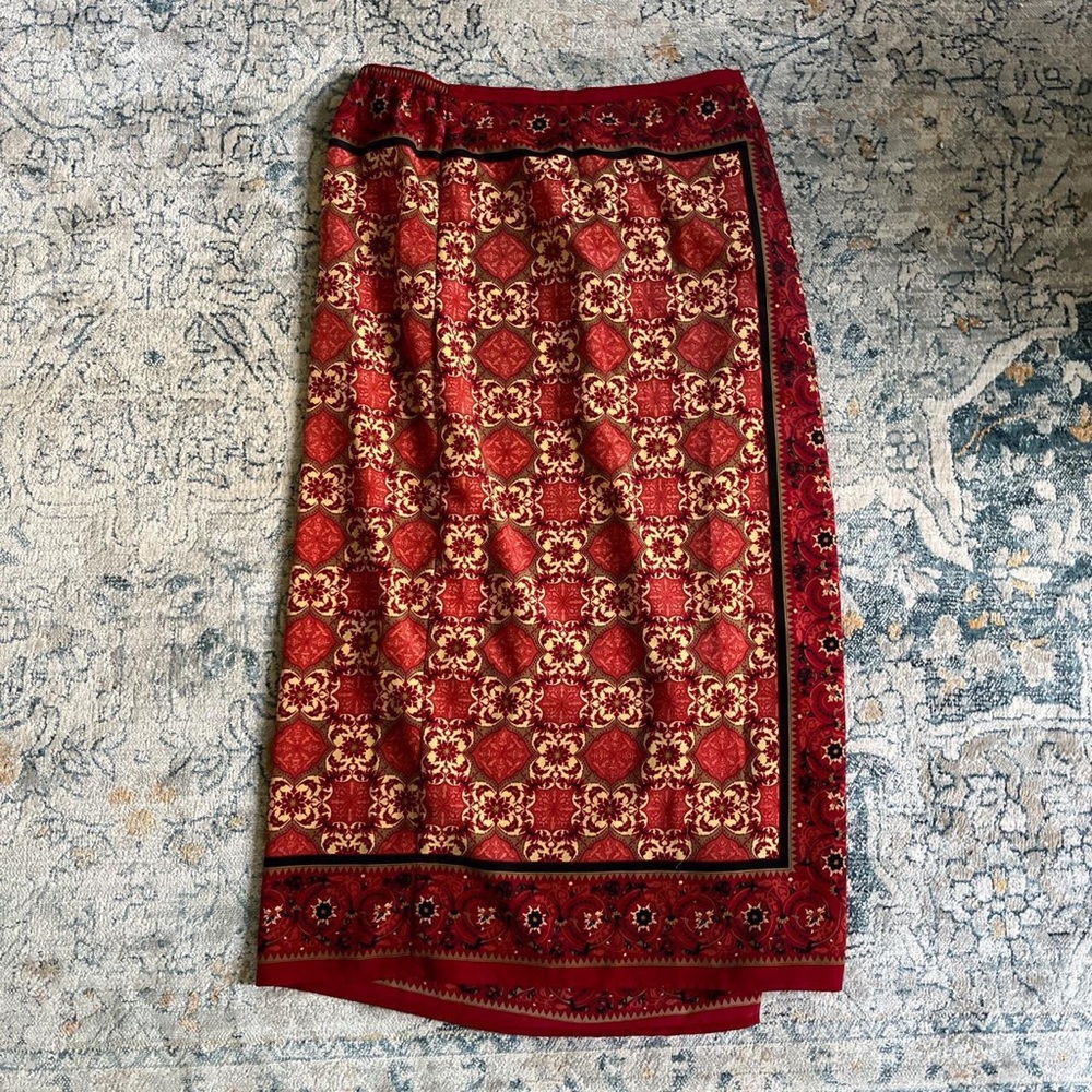 Midi skirt